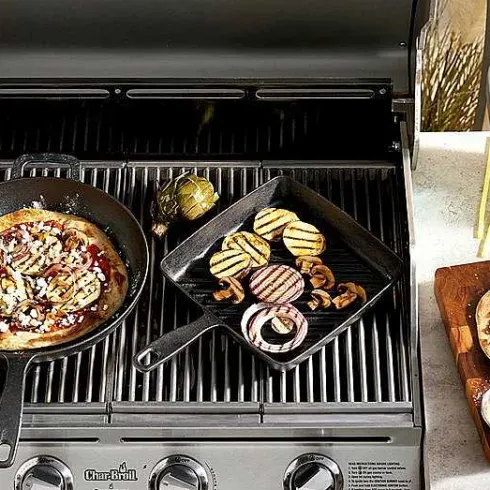Food Network 9.8-In. Pre-Seasoned Cast-Iron Grill Pan<Food Network™