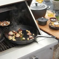 Food Network Pre-Seasoned Cast-Iron Skillet<Food Network™ New
