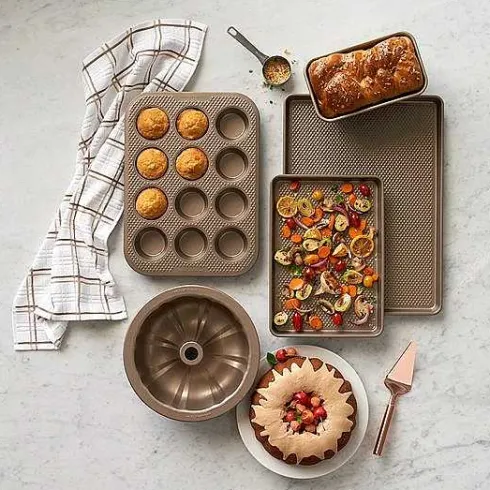 Food Network Textured Performance Series 13 X 18 Nonstick Baking Sheet<Food Network™ Hot